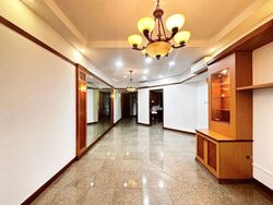Glendale Park (D23), Condominium #556466141
